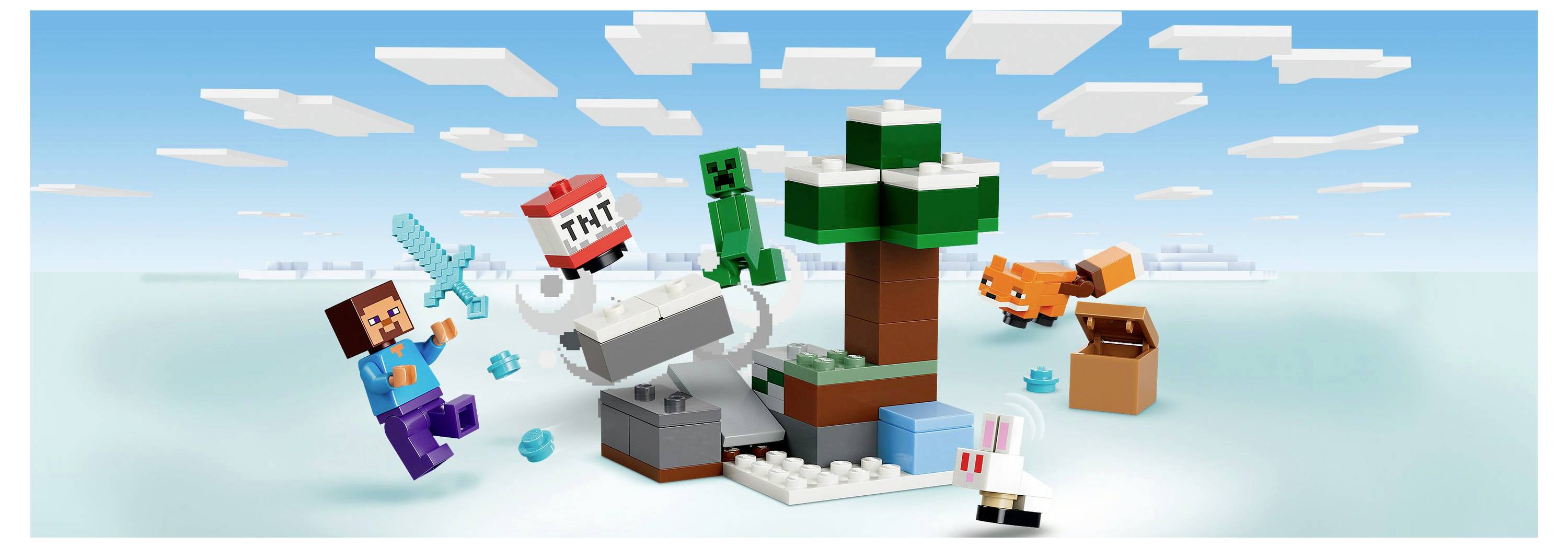 Eine LEGO-Figur mit einem Schwert, einem TNT-Block und einem Baum in einer Winterlandschaft. Ein Fuchs und ein Kaninchen befinden sich in der Nähe.