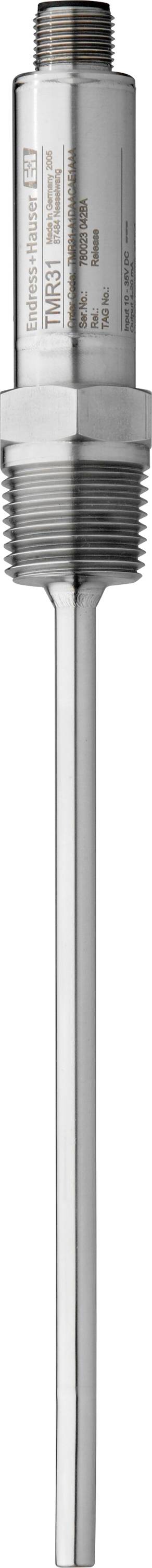 Industrielle Metaltemperatursonde mit Gewindeverbindungen und langem Edelstahlschaft, vertikal auf weißem Hintergrund dargestellt.