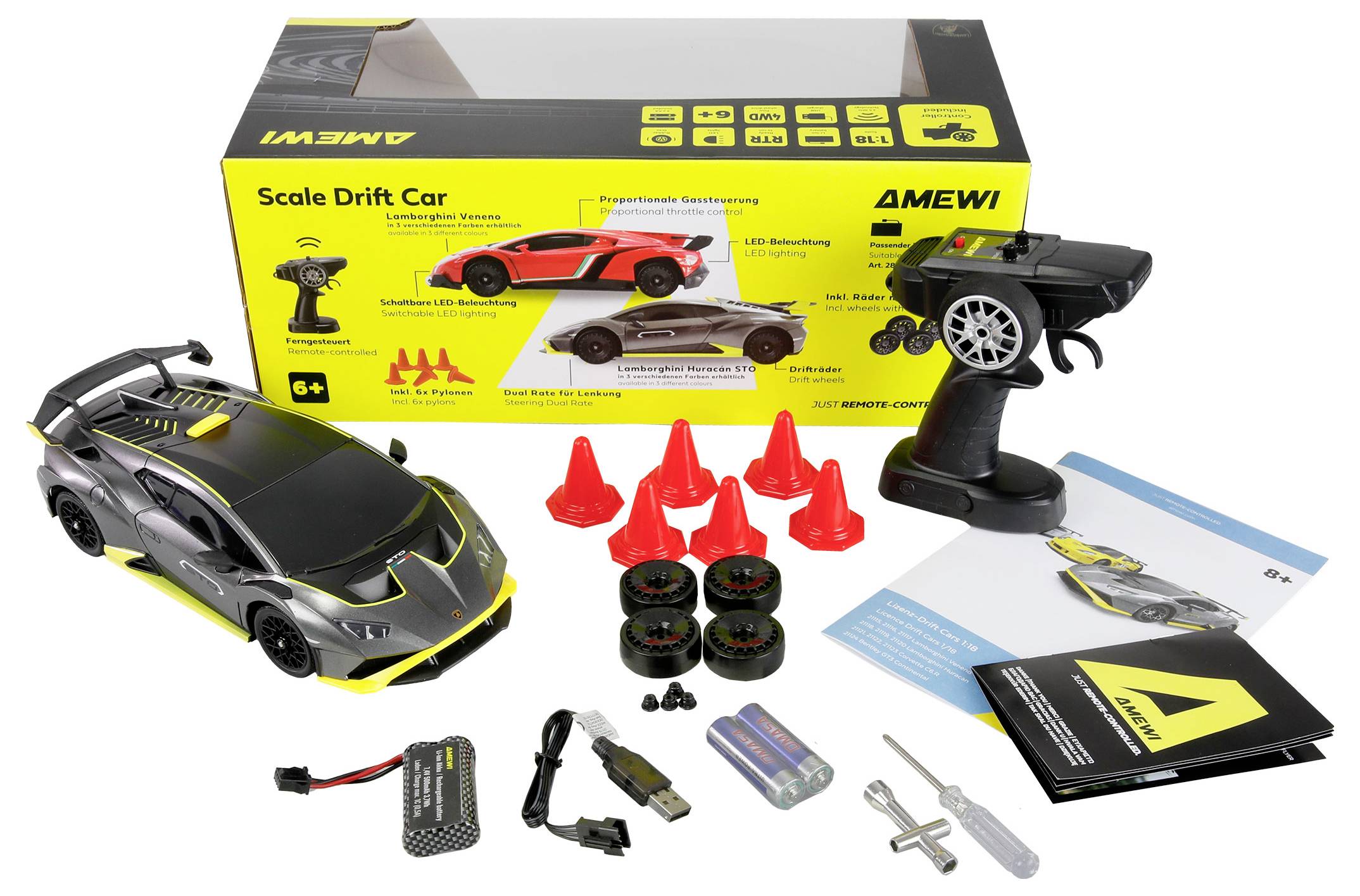 RC Drift-Auto-Set enthält ein Modell-Fahrzeug im Maßstab, Fernbedienung, vier Ersatzreifen, orangefarbene Leitkegel, Ladegerät, Batterien, Schraubendreher und Bedienungsanleitung.