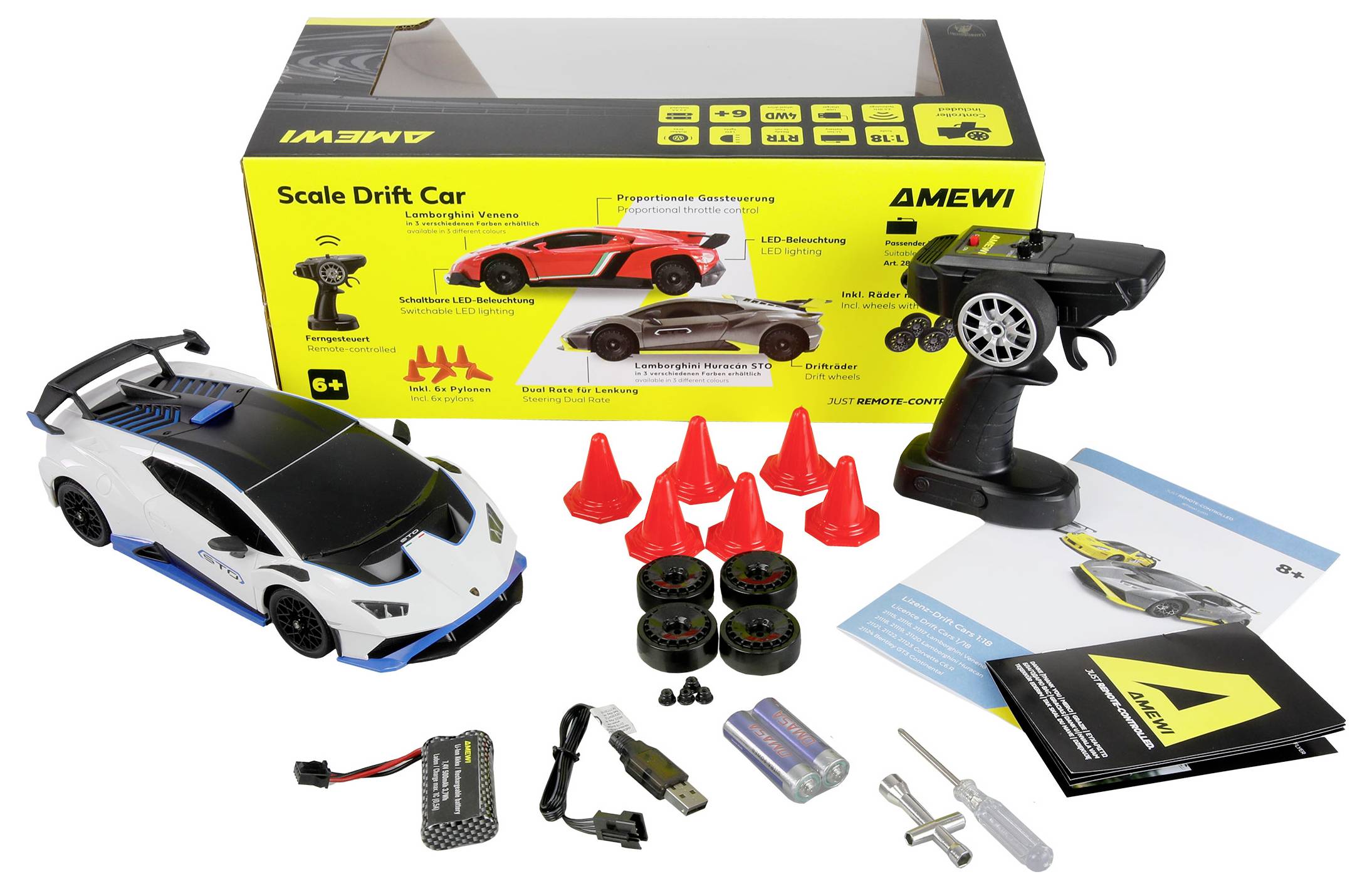 'Fernbedienungs-Driftwagen-Set' enthält einen weißen und blauen Wagen, Fernbedienung, Pylonen, Ersatzreifen, Ladegerät, Akku und Werkzeuge.
