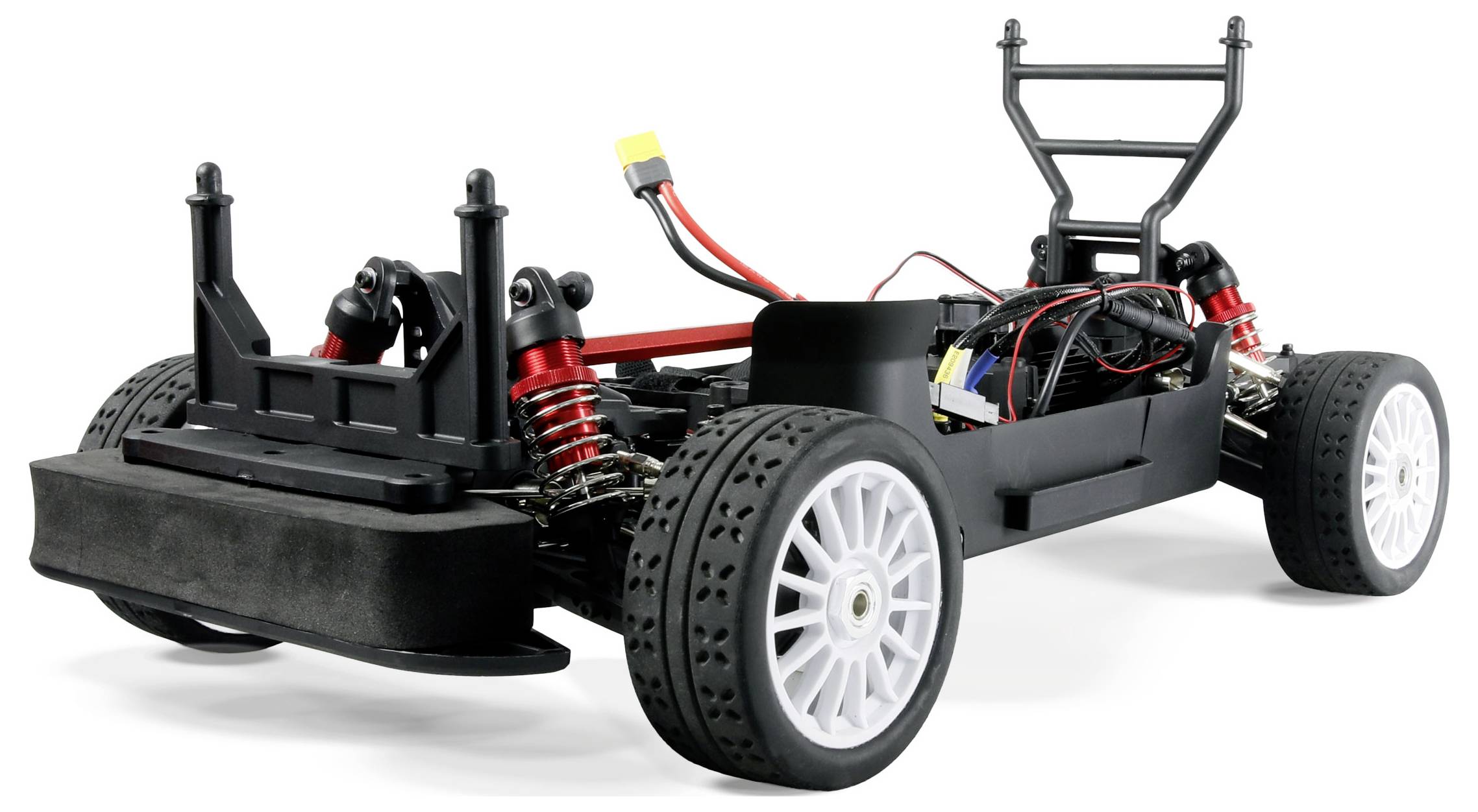 RC-Autofahrgestell mit sichtbarer Federung, Verkabelung und Akkupack, das die grundlegende Struktur ohne Karosserieabdeckung zeigt.