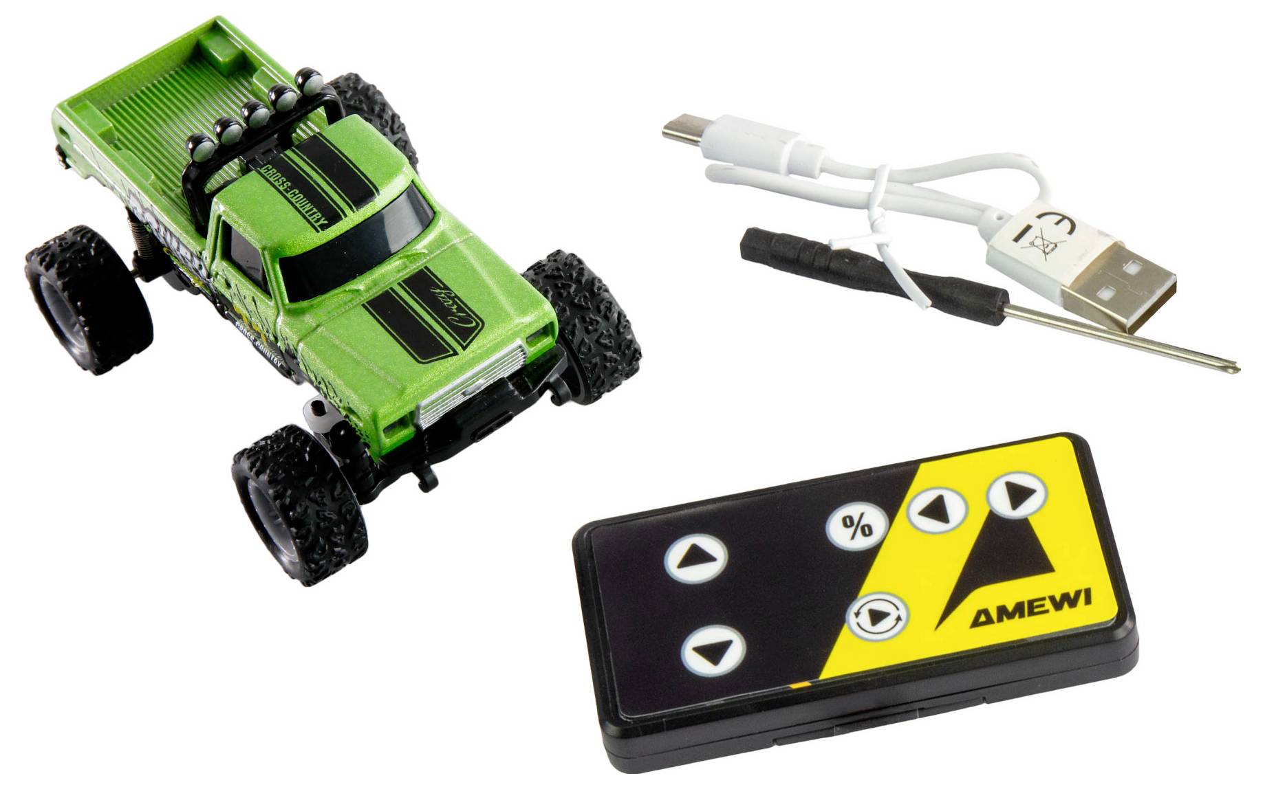 Ein kleiner grüner ferngesteuerter Lastwagen wird gezeigt mit seiner schwarzen und gelben Fernbedienung, einem USB-Ladekabel und einem kleinen Schraubendreher.