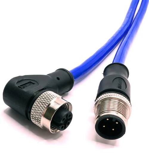 Zwei miteinander verbundene blaue Kabel mit schwarzen Anschlüssen, eines mit 4-poligem Sockel und das andere mit 4-poligem Stecker, die für elektronische Geräte verwendet werden.