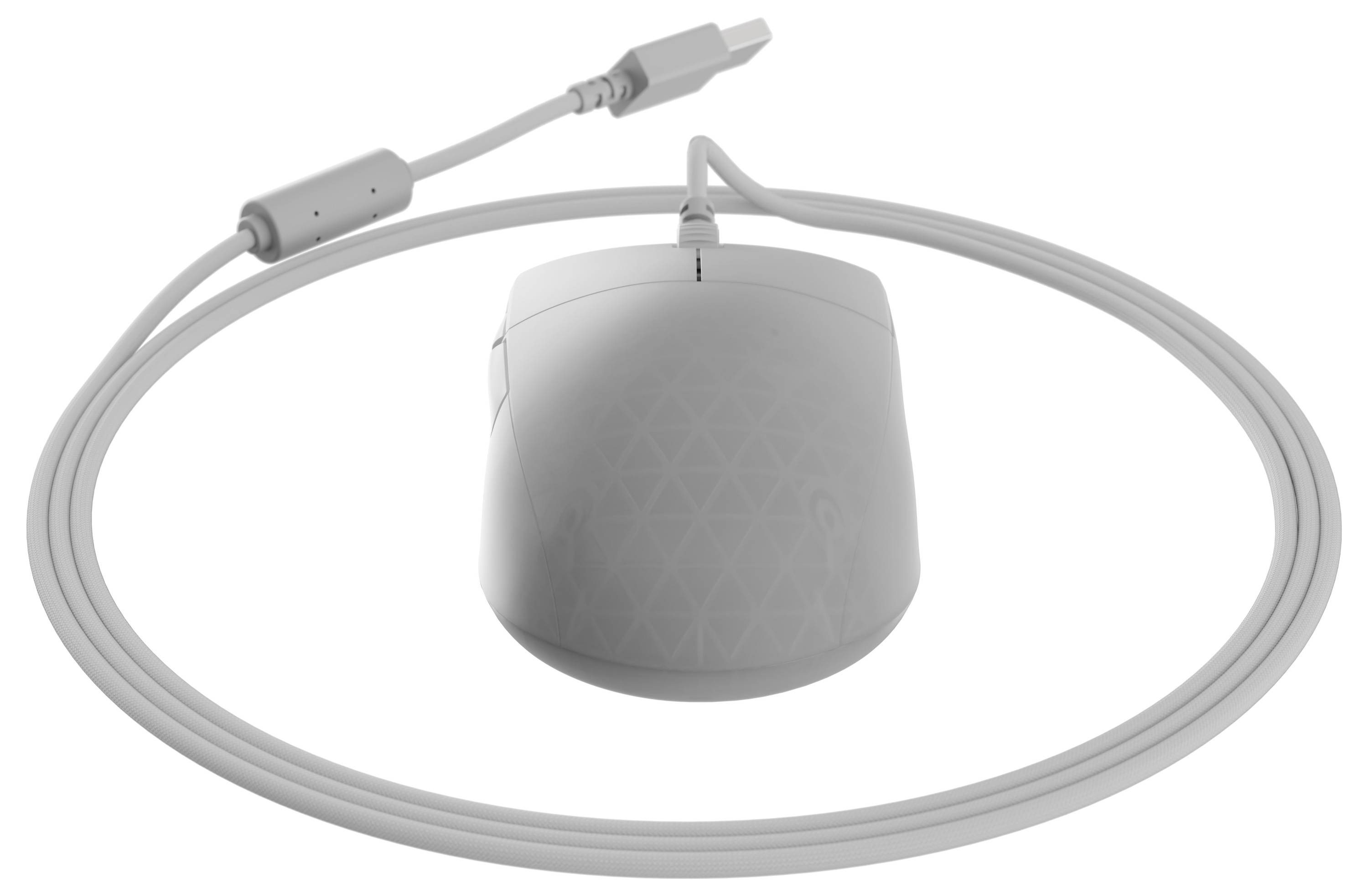 Eine kabelgebundene Computermaus mit einem USB-Anschluss an einem langen Kabel, die auf einem weißen Hintergrund positioniert ist.