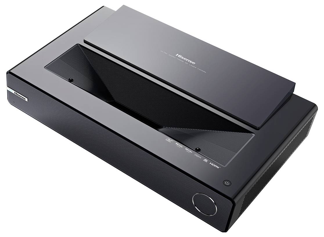 Schwarzer Hisense Laser-Projektor mit elegantem Design, Bedienungselementen an der Oberseite und sichtbarem Markenlogo. Geeignet für Home-Theater-Installationen.