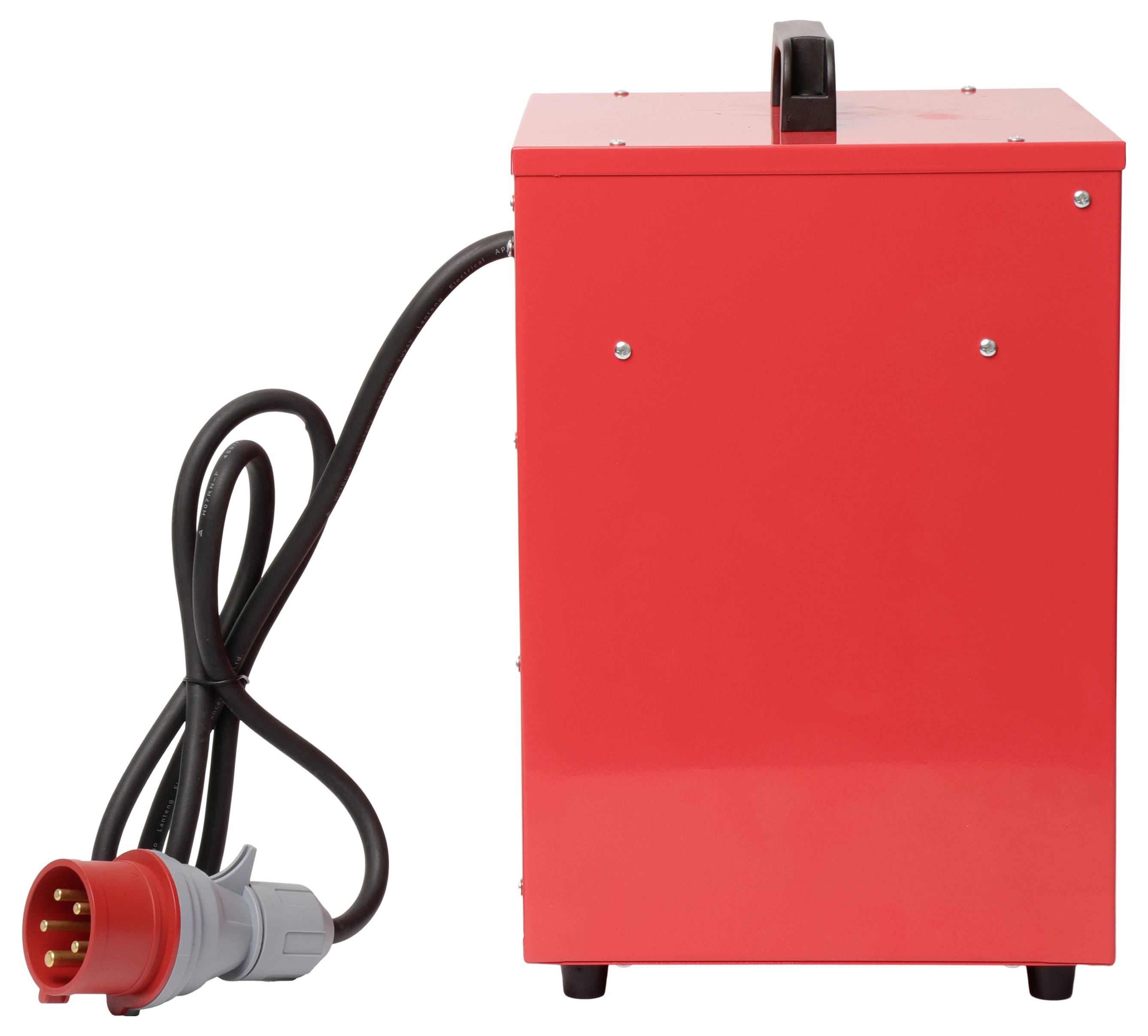 Ein roter tragbarer Stromversorgungseinheit mit einem schwarzen Griff oben und einem dicken schwarzen Kabel, das seitlich herausragt und in einem roten, fünfpoligen Stecker endet.
