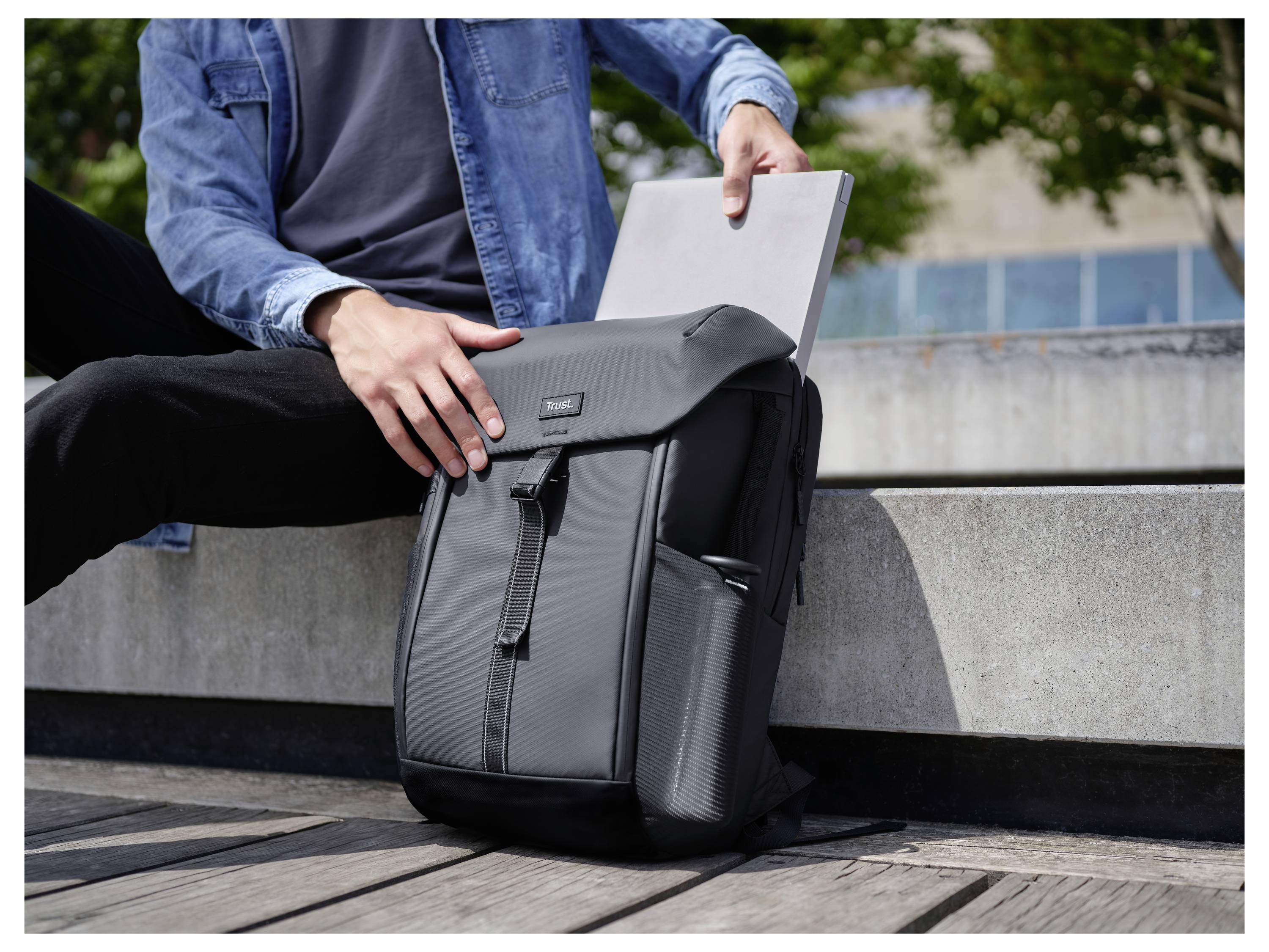 Trust Reisetasche Jersey Passend für maximal: 43,2cm (17") Grau