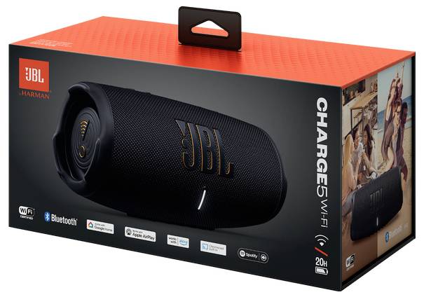 Verpackungskarton für JBL Charge 5 WiFi Lautsprecher, auf dem ein Bild des Lautsprechers zu sehen ist, mit Logos für Funktionen wie Bluetooth und WiFi sowie einem Symbol für eine 20-Stunden-Akkulaufzeit.