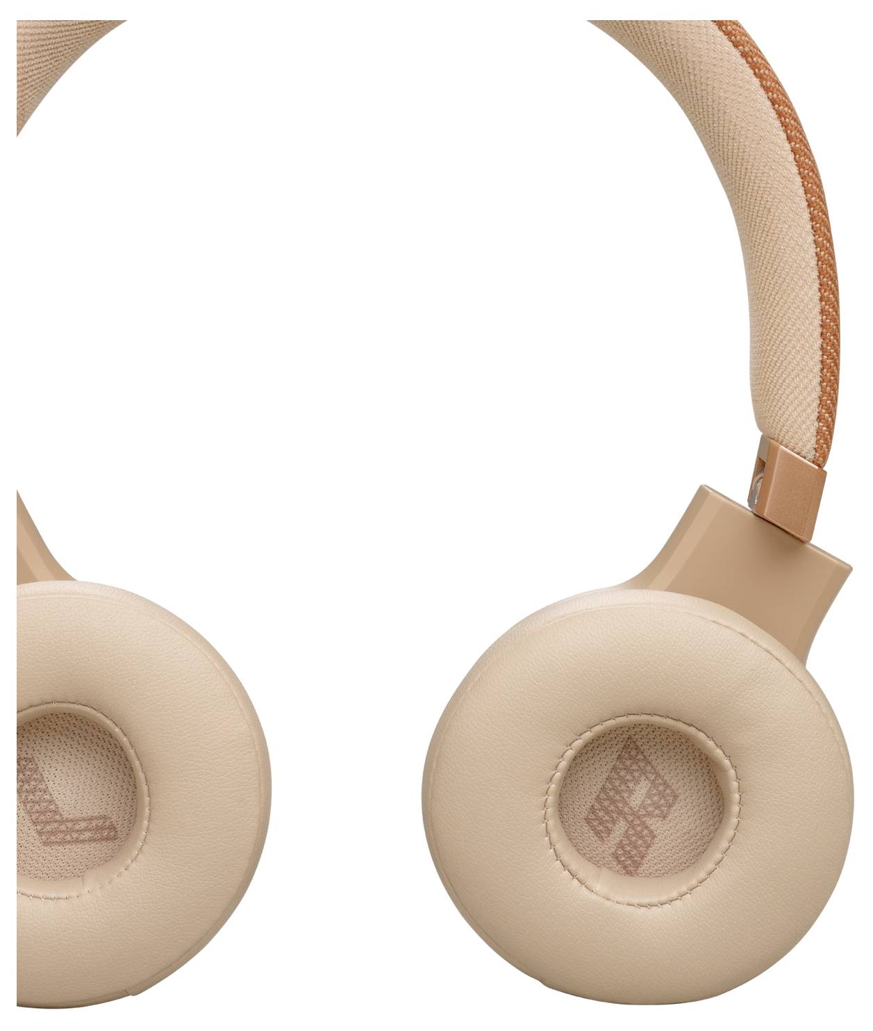 Über-Kopfhörer mit beigen gepolsterten Ohrmuscheln, die mit 