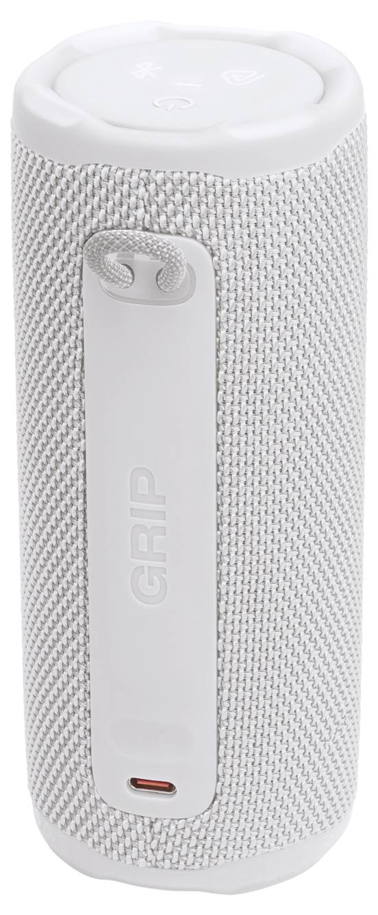 Ein tragbarer weißer Bluetooth-Lautsprecher mit zylindrischem Design und strukturiertem Stoffbezug, ausgestattet mit einem Einschaltknopf und Ladeanschluss.