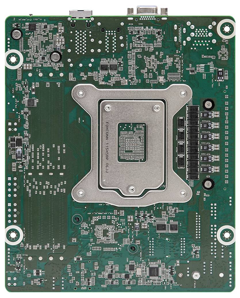 Eine grüne Leiterplatte mit zahlreichen kleinen elektronischen Komponenten und Anschlüssen, möglicherweise für Computer-Hardware-Anwendungen.
