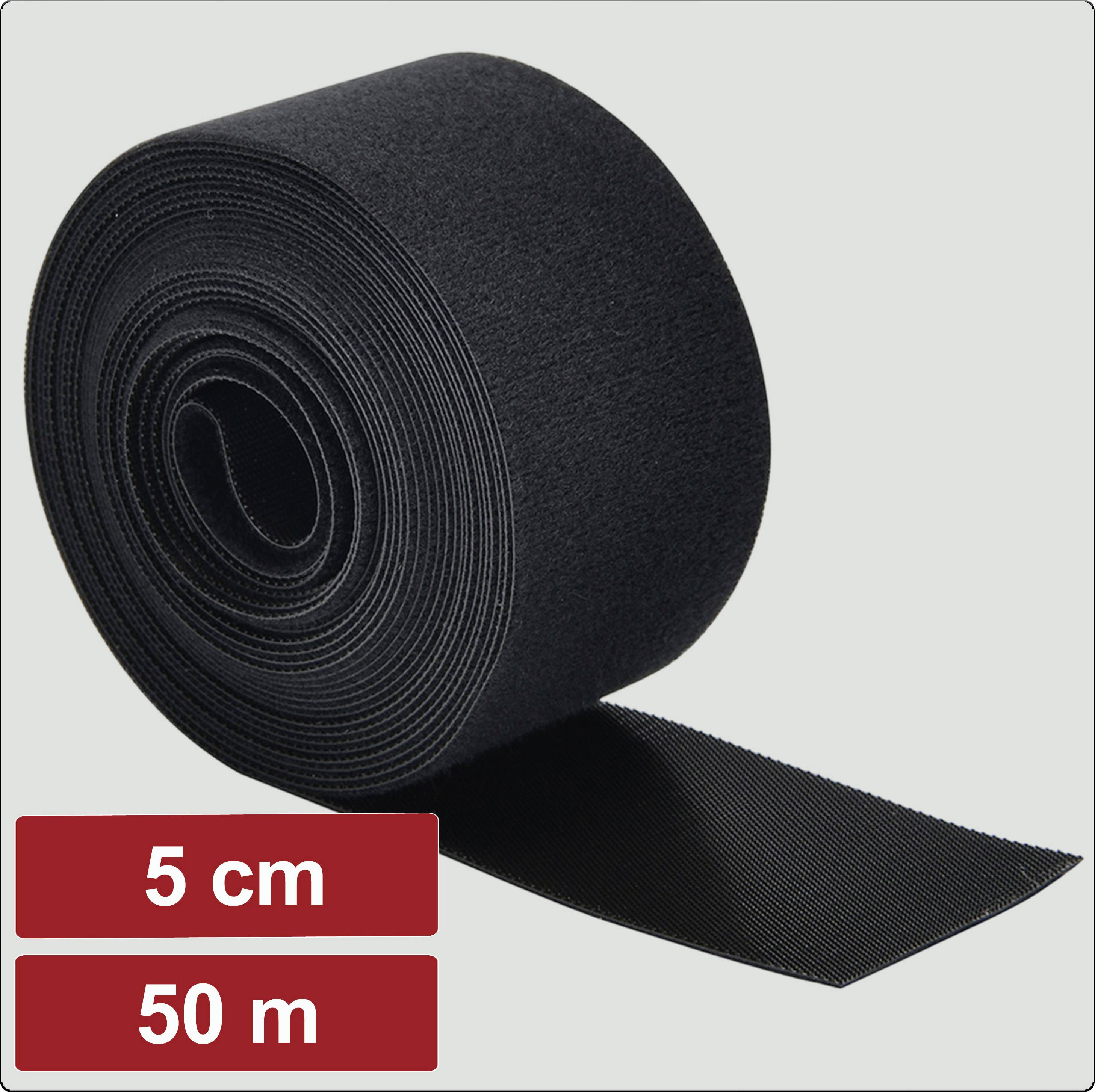 Ein schwarzer Verband von 5 cm Breite und 50 m Länge, aus elastischem Verbandsstoff.