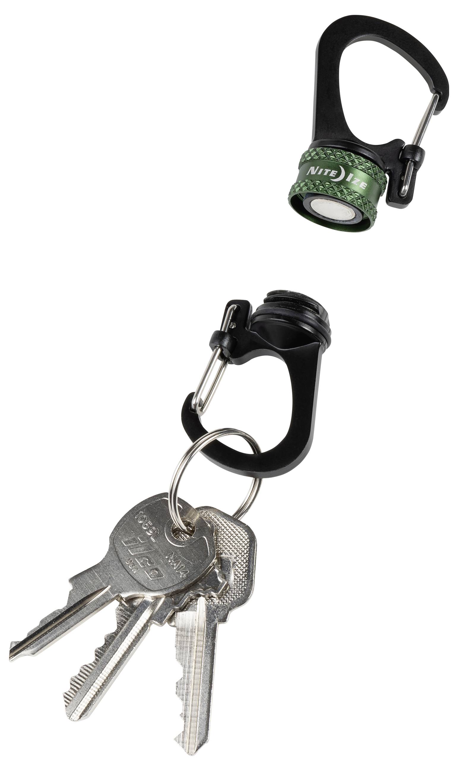 Ein kleiner schwarzer Karabiner mit einem grünen Flaschenverschluss-Design hält einen Satz silberner Schlüssel und präsentiert ein funktionales und stilvolles Schlüsselanhänger-Accessoire.