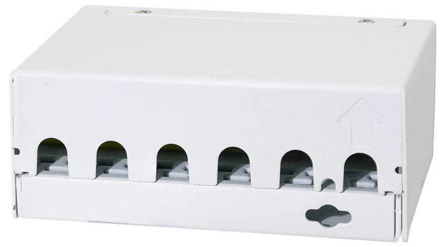 Eine weiße Verteilerdose mit Kabeleinführungspunkten und einem Deckel, konzipiert für elektrische Anschlüsse.