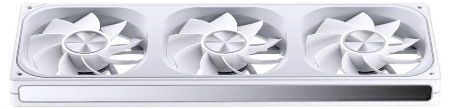 Weißes Kühlsystem mit dreifachem Lüfter für Computer, ausgestattet mit drei großen Lüfterblättern in einem rechteckigen Rahmen, entwickelt für effiziente Wärmeableitung.