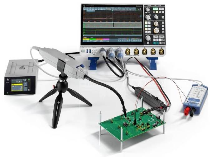 Rohde & Schwarz MXO38-10PK Digital-Oszilloskop 1GHz 5 GSa/s 500 Mpts 1St.