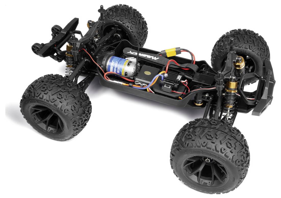 Ein ferngesteuertes Autochassis mit freiliegenden Kabeln, Motor und Federung, das die interne Struktur und Komponenten präsentiert.