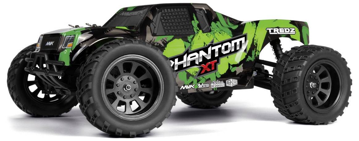 Ein ferngesteuertes Truck mit großen Gummireifen und einem schwarz-grünen 'Phantom XT' Design am Fahrzeugkorpus.