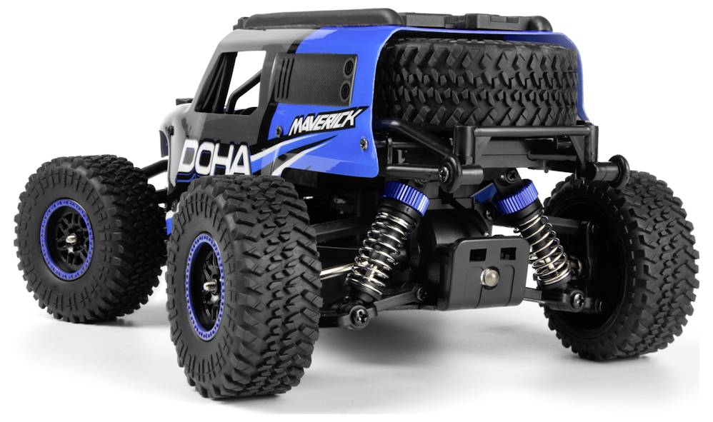 Ein ferngesteuertes Geländespielzeugauto mit großen gerillten Reifen und einem blau-schwarzen Farbschema, das Details der Hinterradaufhängung präsentiert.
