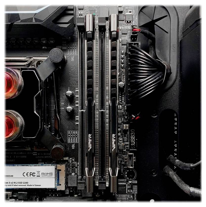 Patriot Memory PVS432G320C6K Server-Arbeitsspeicher DDR4 32GB 2 x 16GB 3200MHz 288pin DIMM CL16 PVS432G320C6K
