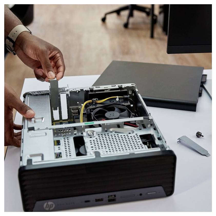 HP Desktop PC Pro SFF 400 G9 Intel® Core™ i5 i5-14400 4.7GHz 16GB RAM 512GB SSD Intel Intel UHD Graphics 730 Win 11 Pro C7FX3ET#A