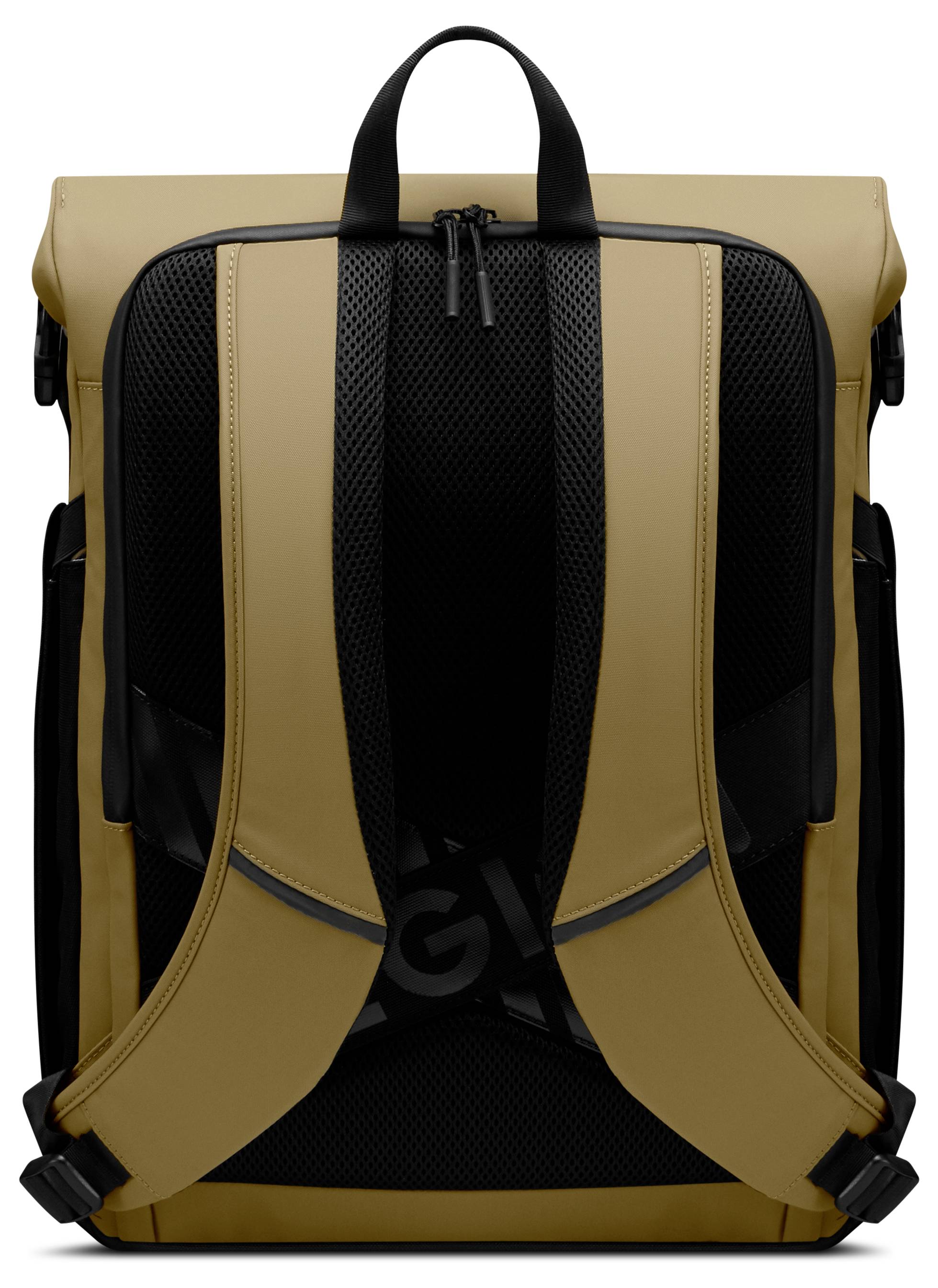 Ein beige Rucksack mit schwarzem Rückenpanel und Trägern, ausgestattet mit einem Tragegriff und Seitentaschen, entwickelt für komfortables Tragen und praktische Stauraummöglichkeiten.