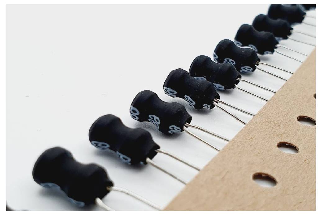 Fastron 07P-392J-51 07P-392J-51 Induktivität