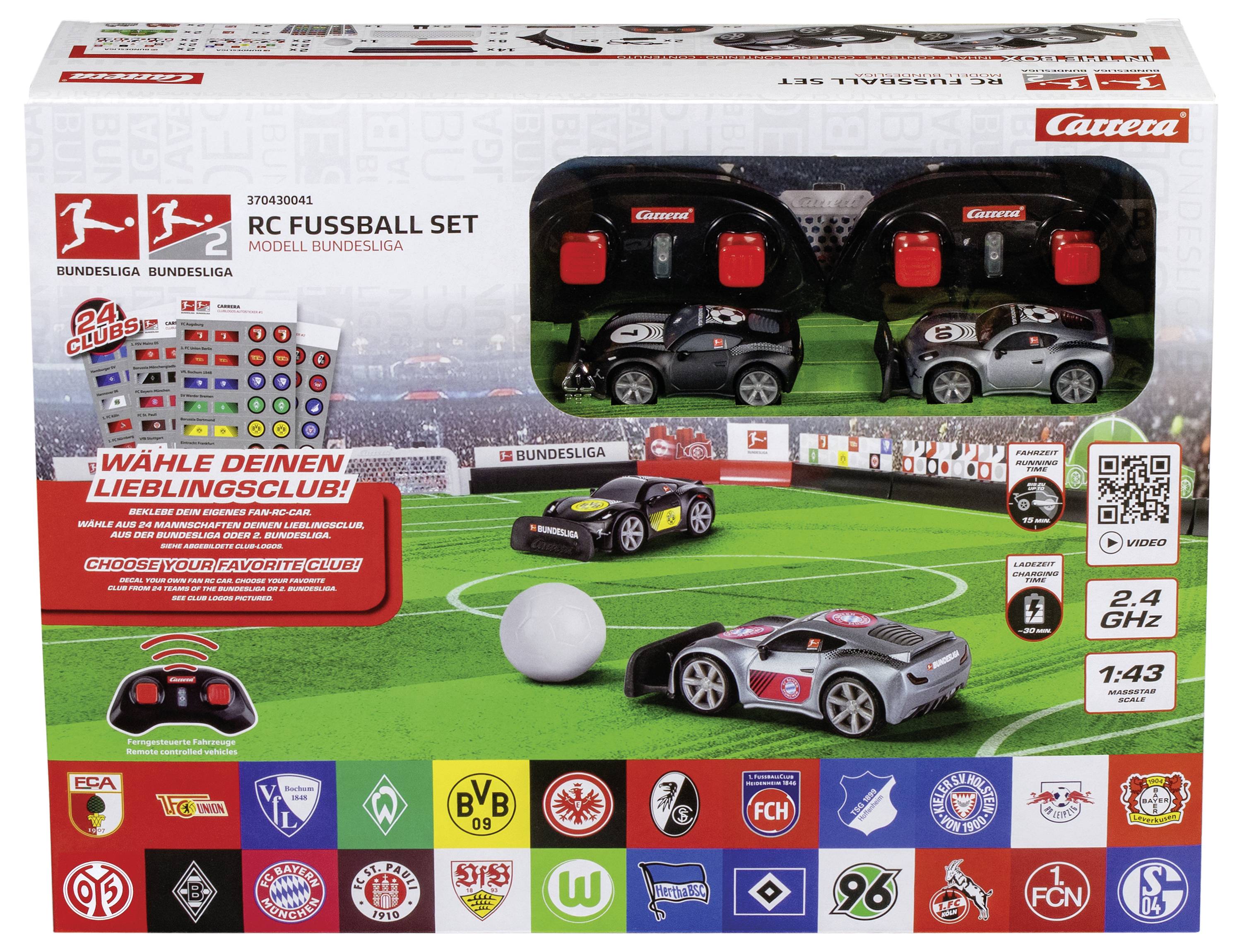 RC Fußball Set umfasst zwei ferngesteuerte Autos und einen Fußball; gekennzeichnet mit Bundesliga-Vereinen und deren Logos.