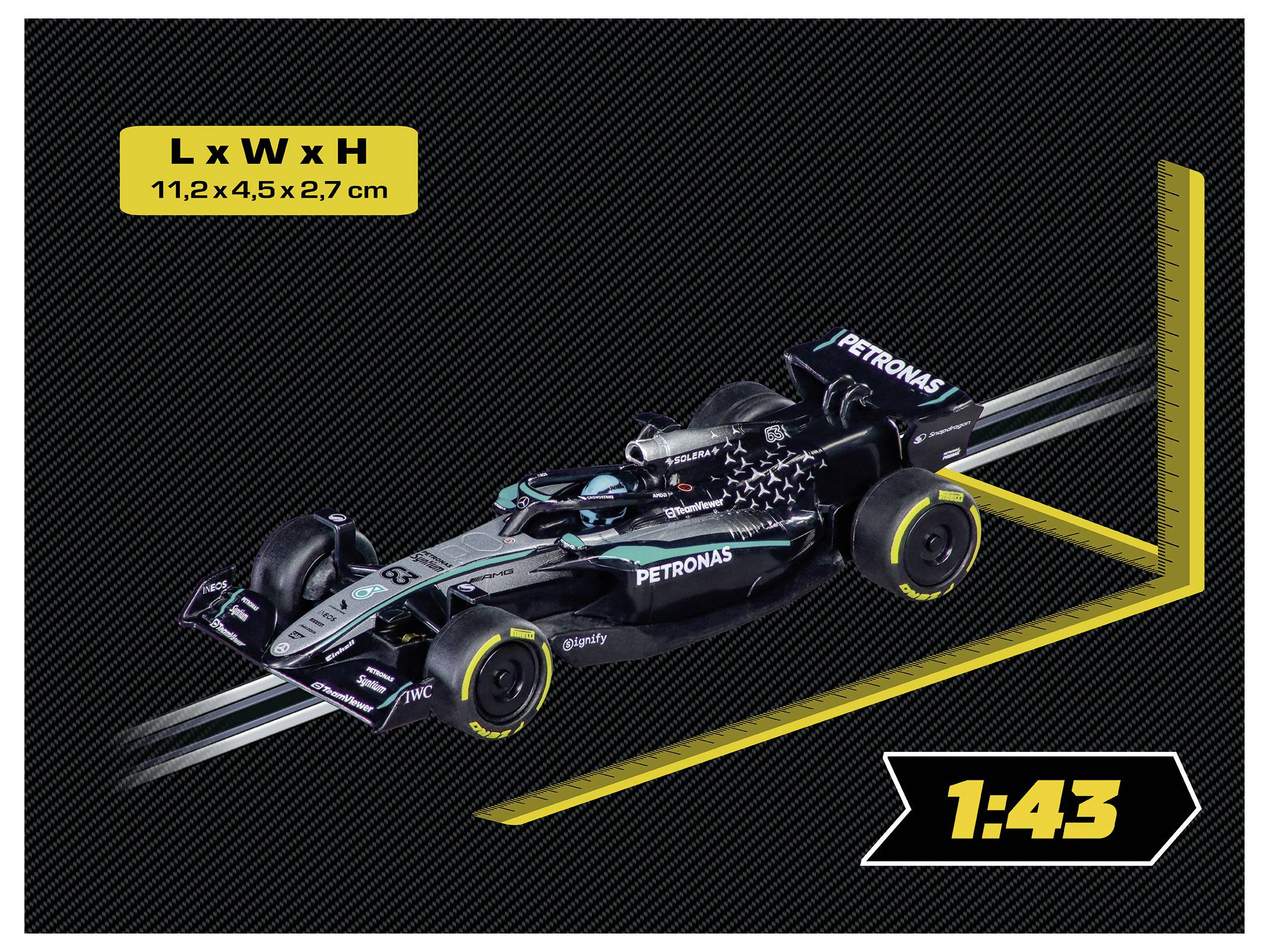 Schwarzes Rennwagenmodell mit Petronas-Beschriftung auf der Strecke; Abmessungen 11,2 x 4,5 x 2,7 cm. Maßstab: 1:43.