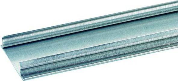 Ein cyan-farbenes Metalltrockenbau-Profil mit C-förmigem Querschnitt, das üblicherweise im Bauwesen für Rahmenkonstruktionen und Tragstrukturen verwendet wird.