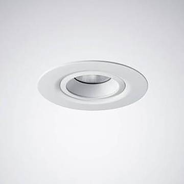 Ein rundes, bündiges Deckenleuchten-Einbaugerät mit einfachem, modernem Design, das einen weißen äußeren Ring und eine reflektierende innere Oberfläche aufweist.