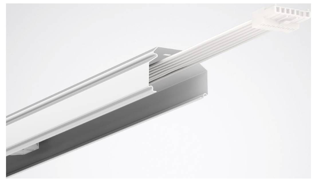 Bündige Deckenleuchte mit Schienensystem mit weißer Abdeckung und sichtbarer Verkabelung, die ein elegantes, modernes Design für die Innenraumnutzung zeigt.