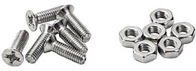 Sieben Metallschrauben und sieben sechskant Muttern, silberfarben, dicht nebeneinander auf weißem Hintergrund angeordnet.