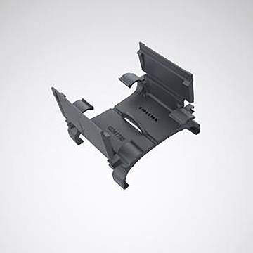 Kunststoff-Autostereo-Montageset mit verstellbaren Halterungen für verschiedene Fahrzeugmodelle auf neutralem Hintergrund.