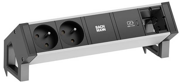 Steckerleiste mit zwei europäischen Steckdosen, einem USB-C-Anschluss und Platz für ein Gerät. Der Markenname 