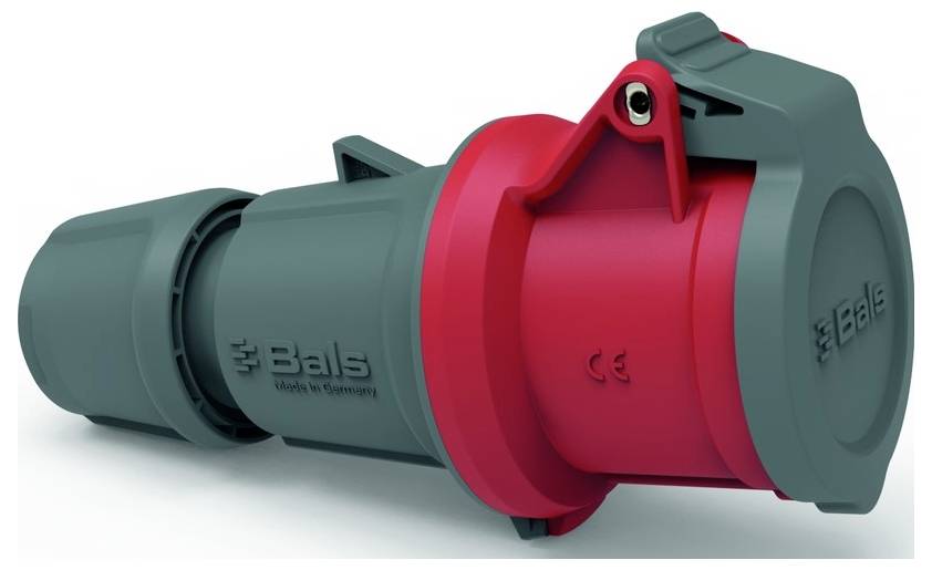 Ein rot und grau gefärbter industrieller Elektrostecker mit geschlossener Schutzkappe, gekennzeichnet mit „Bals Made in Germany