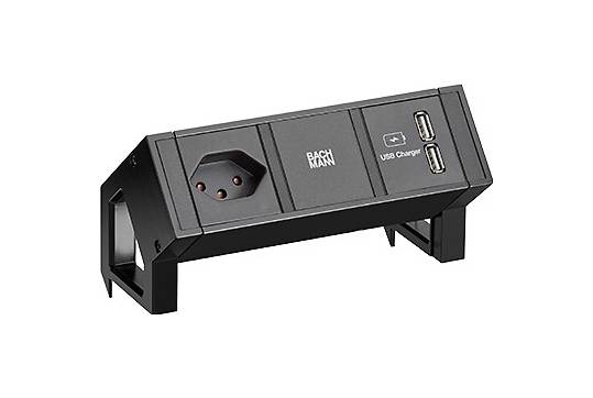 Bachmann Stromverteileinheit mit einer elektrischen Steckdose und zwei USB-Ladeanschlüssen, geeignet zur Schreibtischmontage.