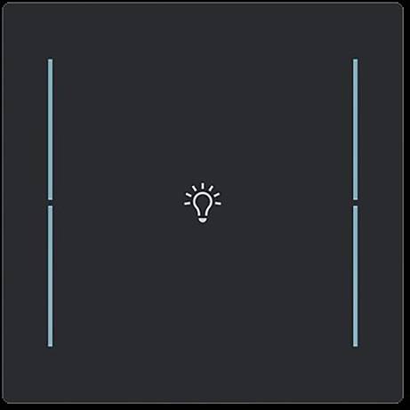 Ein dunkles quadratisches Schalterfeld mit einem kleinen Glühbirnensymbol in der Mitte, das die Aktivierung eines Lichts oder eines elektrischen Geräts andeutet.