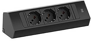 Ein Nahaufnahmebild einer Busch-Jaeger Elektrosteckdose mit metallischer Oberfläche, die eine runde Stecköffnung und ein kleines rotes Kontrolllämpchen zeigt.