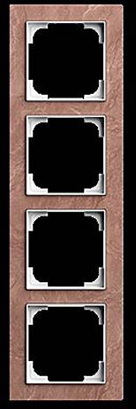 Ein vertikaler Streifen mit vier leeren Fotofächern, die in Silber eingefasst sind, auf strukturiertem braunem Hintergrund, bereit für Fotoeinsätze.