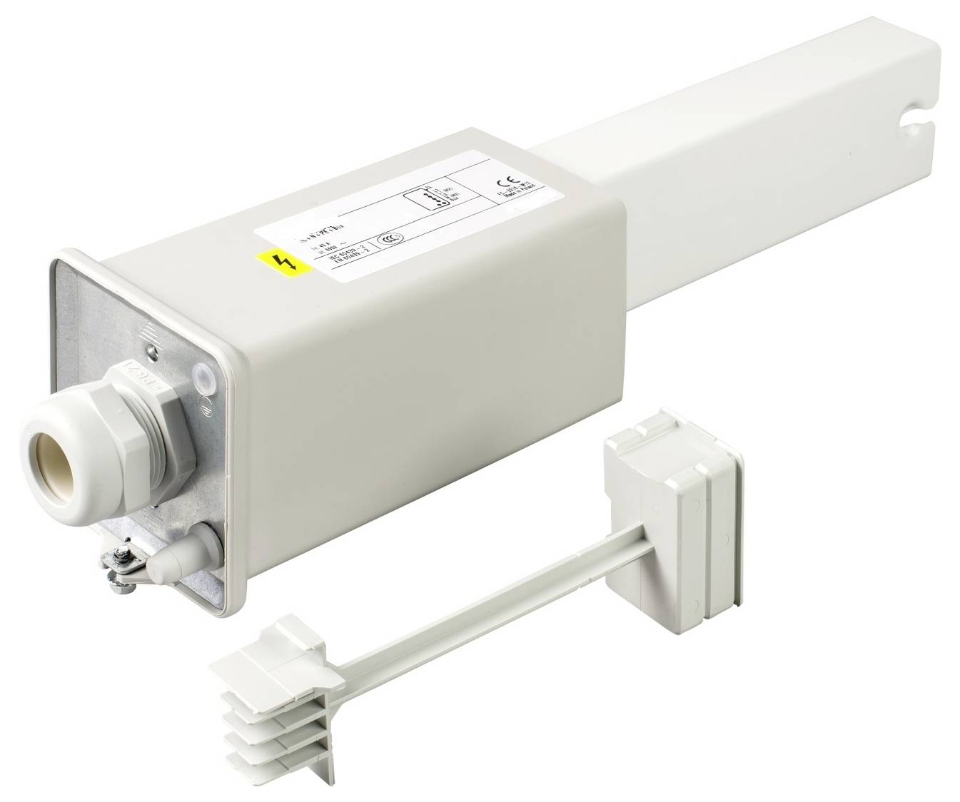 Eine weiße elektrische Abzweigdose mit vorstehender Anschlussbuchse und angebrachtem Kabelorganisationswerkzeug, das zum Organisieren und Schützen von Kabeln verwendet wird.