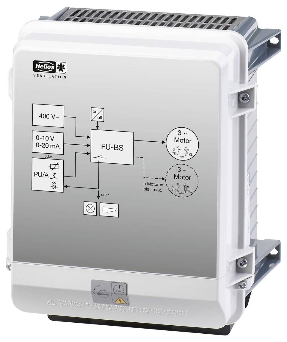 Eine Steuereinheit für Lüftungssysteme mit Verbindungsdiagrammen und Einstellungen für Motoren und elektrische Eingänge.