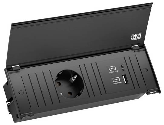 Stromsteckdose mit USB-Anschlüssen mit der Bezeichnung „USB-C 120W