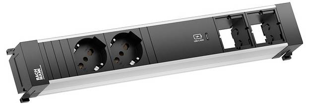 Steckerleiste mit zwei europäischen Steckdosen und Platz für zusätzliche Module, montiert in einem Metallrahmen. Potenzial für Anpassungen.