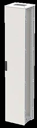 Ein hohes, schmales weißes Metallschrank mit schwarzem Griff, wahrscheinlich für industrielle oder elektrische Zwecke, aufrecht gegen einen schwarzen Hintergrund stehend.