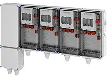 Ein modulares Elektrogehäuse mit transparenten Abdeckungen, das vier horizontal ausgerichtete Fächer zeigt, jedes mit roten Steckverbindern im Inneren.