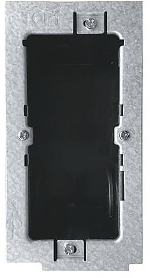 Eine rechteckige, metallgestützte elektrische Komponente mit schwarzer Frontplatte und vier sichtbaren Schrauben, die typischerweise in Elektroinstallationen verwendet wird.