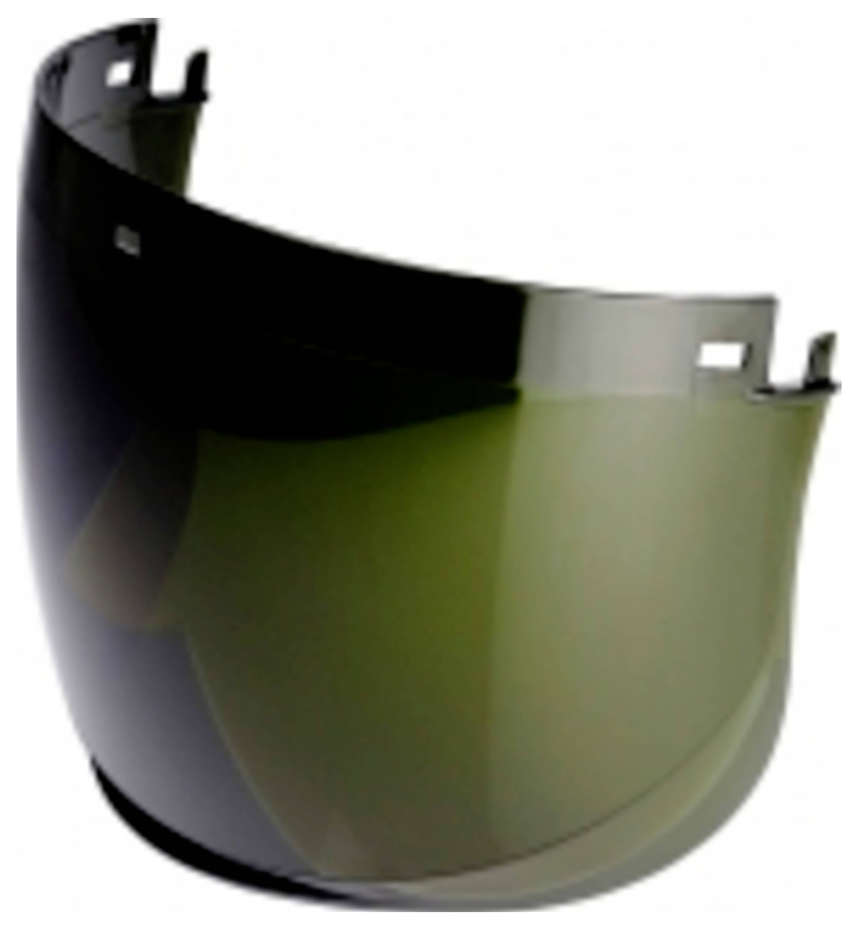 Ein getöntes Helmvisier, entworfen, um Blendung zu reduzieren und die Sichtbarkeit zu verbessern, das eine gekrümmte, teilweise reflektierende Oberfläche mit Befestigungsclips zeigt.