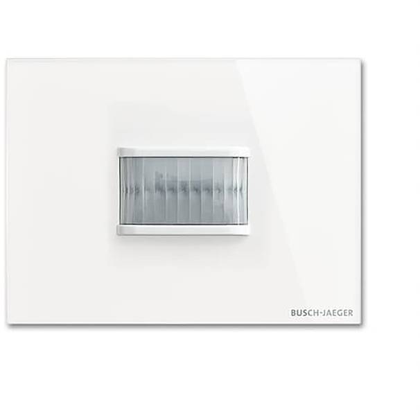 Ein weißer Busch-Jaeger Bewegungsmelder für die Wandmontage, mit elegantem, modernem Design für die Innennutzung.