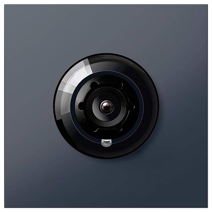 „Eine Nahaufnahme einer Sicherheitskameraobjektivlinse, die gegen einen dunklen Hintergrund zentriert ist und moderne Überwachungstechnologie veranschaulicht.